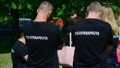 "Chcemy godnie żyć". Protest fizjoterapeutów w co najmniej 100 szpitalach