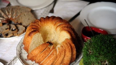 Chcesz by wielkanocna babka dobrze wyrosła? Przeczytaj, co radzi ekspertka