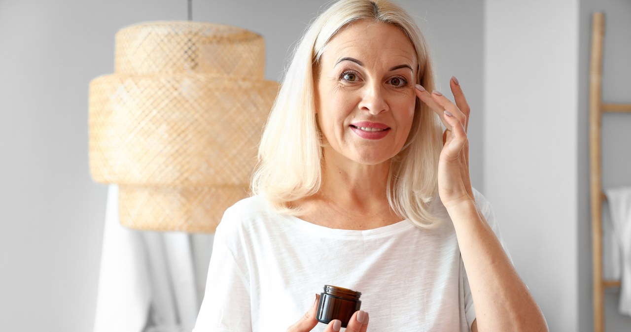 Chcesz jędrnej i promiennej skóry? Wypróbuj retinol /123RF/PICSEL