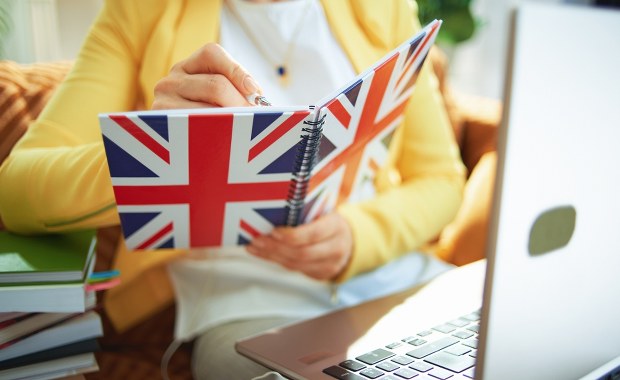 Chcesz pracować w Anglii? Nowe wymogi: Kto nie zda egzaminu, nie dostanie wizy