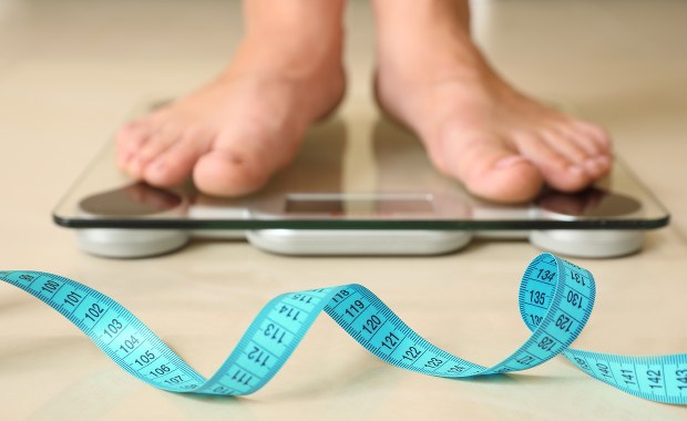 Chcesz schudnąć? Lekarze zalecają: Unikaj obesogenów