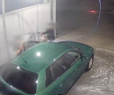 Chciał ukraść kobiecie auto na myjni. Jednego nie przewidział!