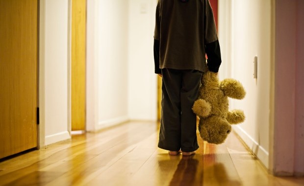 Chciał zgwałcić dziewczynkę w przedszkolu. 26-latek z zarzutami