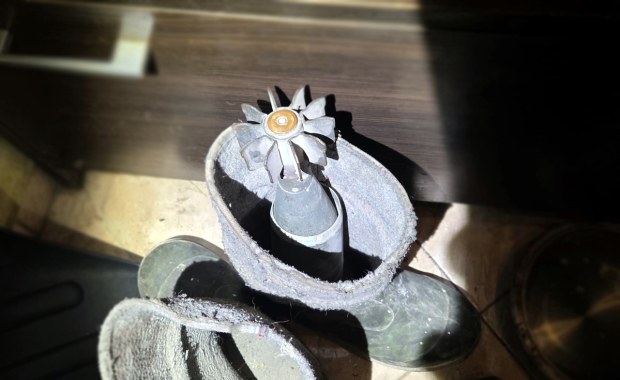 ​Chciał zrobić ozdobę z pocisku moździerzowego. Grozi mu 8 lat