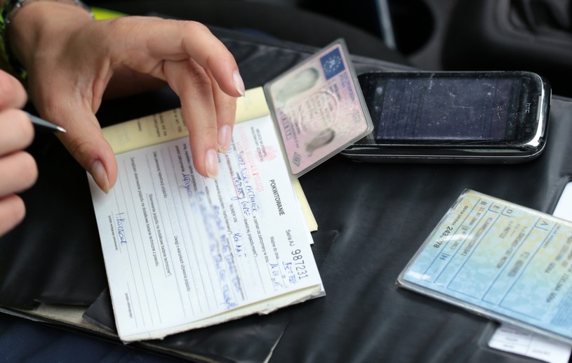 Chcieli kupić fałszywe prawa jazdy... (fot. ilustracyjne) /Piotr Jędzura /Reporter