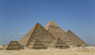 Chcieli odnowić piramidę w Egipcie. Co dalej z kontrowersyjnym projektem?