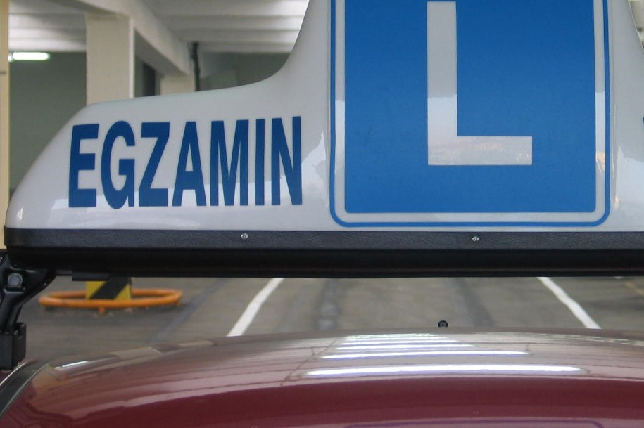 Chcieli otrzymać prawo jazdy bez zdanego egzaminu /RMF FM