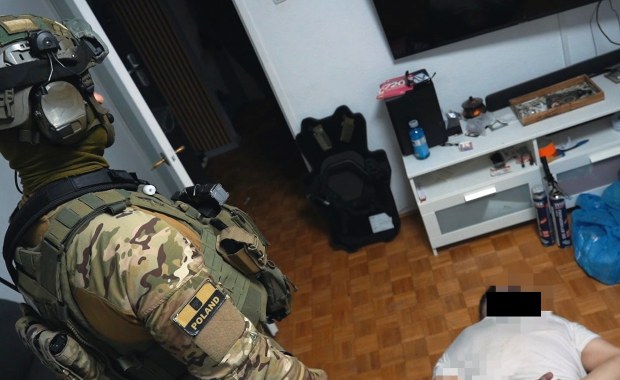 Chcieli wymusić 300 tysięcy euro. Trafili w ręce policji