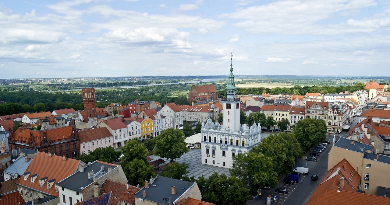 Chełmno nazywane jest stolicą zakochanych. Z czego słynie i dlaczego warto tutaj przyjechać? /East News