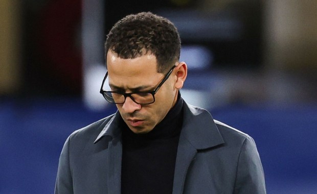 Chelsea zwolniła trenera. Liam Rosenior odchodzi po... czterech miesiącach