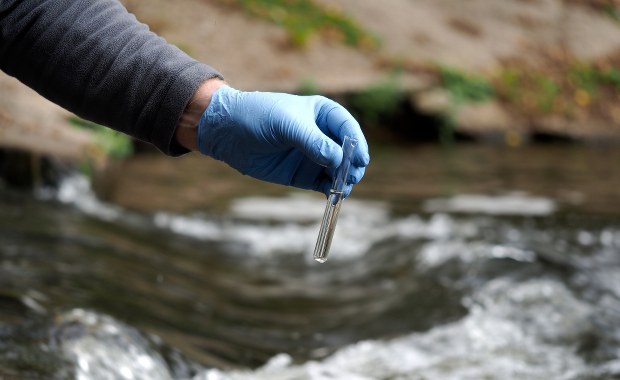 Chemikalia w olsztyńskiej rzece Łynie. Sytuacja opanowana  