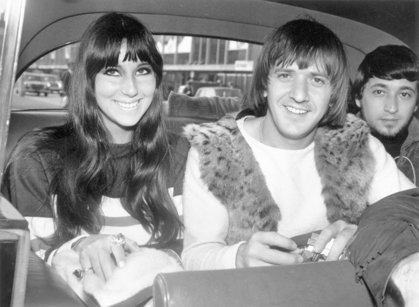 Cher i Sonny Bono w 1965 r. /Dove/Express /Getty Images