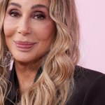 Cher Cher skończyła 80 lat. Niespodziewanie ujawniła sekrety swojego wyglądu. To nie tylko dieta