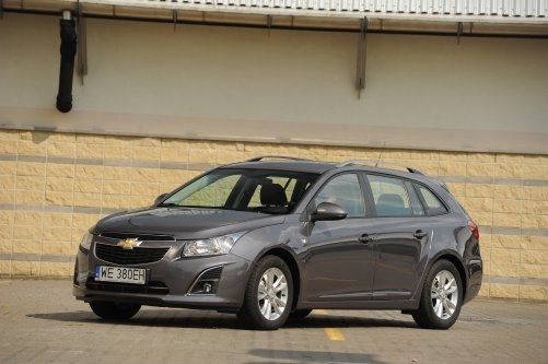 Chevrolet Cruze 1.8 kombi, rok produkcji 2012, cena 47 900 zł /Motor