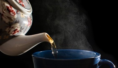 Чи шкідлива пінка, яка з'являється при заварюванні чаю? Навпаки!