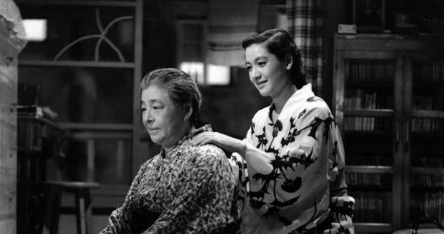 Chieko Higashiyama i Setsuko Hara w filmie "Tokijska opowieść" (1953) /materiały prasowe