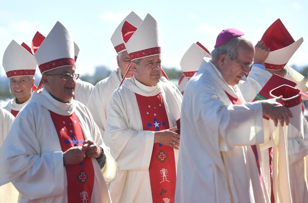 Chilijscy biskupi na zdjęciu ze stycznia 2018 roku /LUCA ZENNARO /PAP/EPA