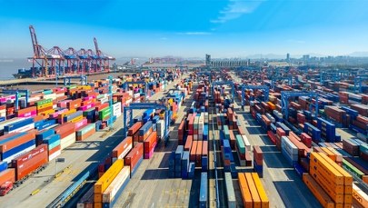 ​Chińczycy ruszyli z towarami do Europy nową, znacznie szybszą trasą