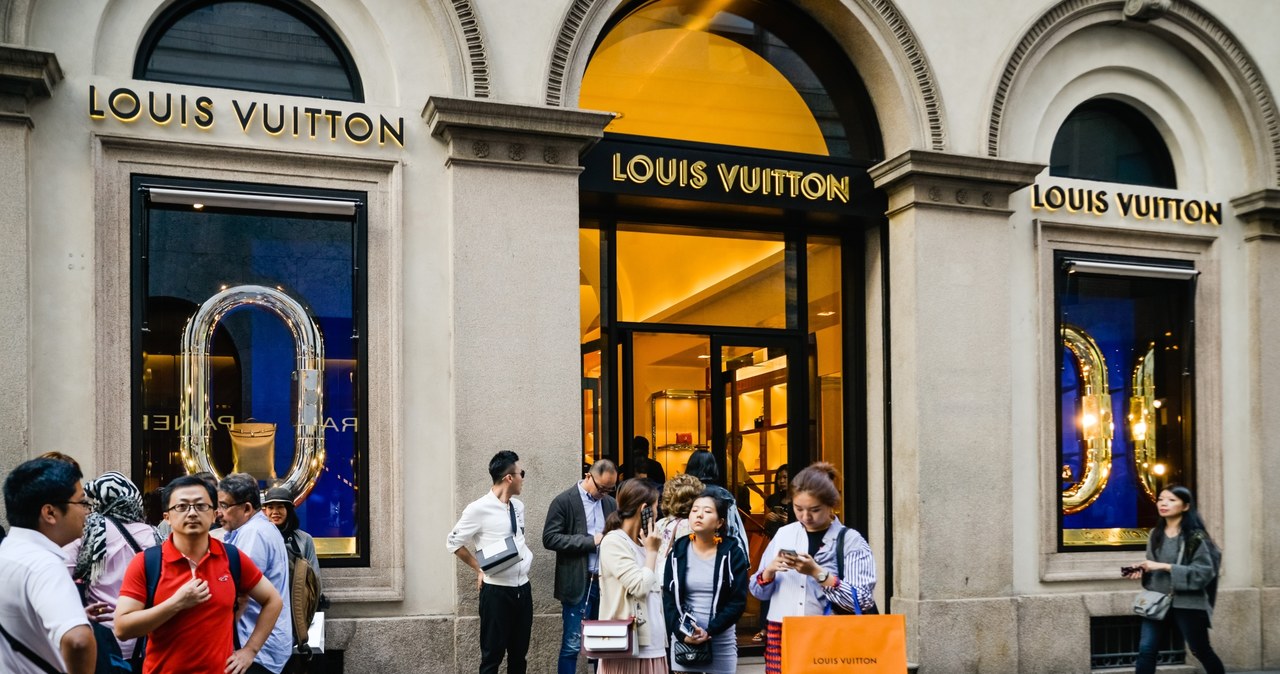 Chińczycy rzadziej kupują luksusowe marki. Przyczyną niestabilna gospodarka /123rf.com /123RF/PICSEL