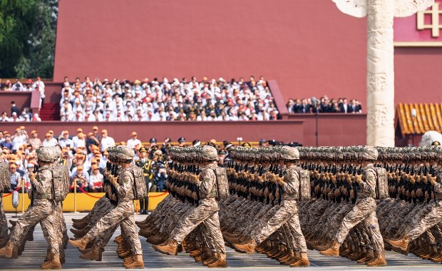 Chińska armia potajemnie szkoliła rosyjskich żołnierzy. Wrócili walczyć w Ukrainie