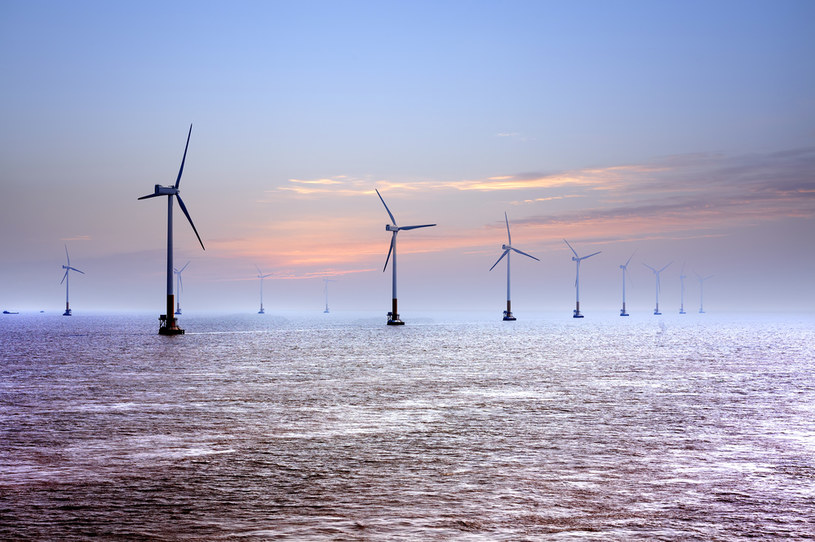 Chińska firma wybudowała ekspresowo morską turbinę wiatrową o mocy 14,3 MW /123RF/PICSEL