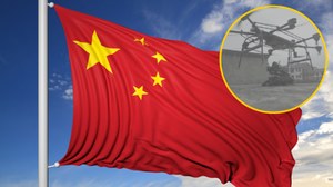 Chińska myśl techniczna: Uzbrojone robopsy latają za pomocą dronów