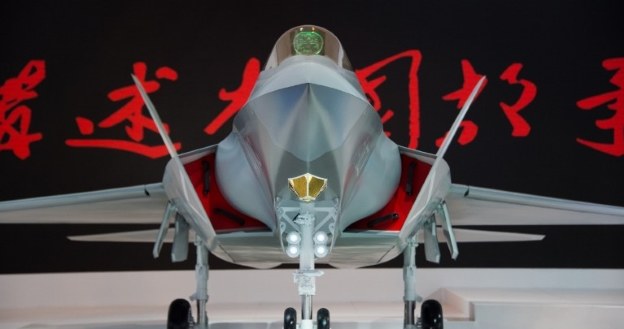 Chiński myśliwiec piątej generacji /AFP