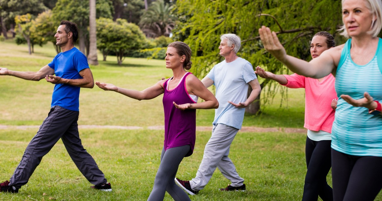 Chiński sposób na długowieczność. Działa jak lifting, trening i wsparcie kości w jednym /123RF/PICSEL