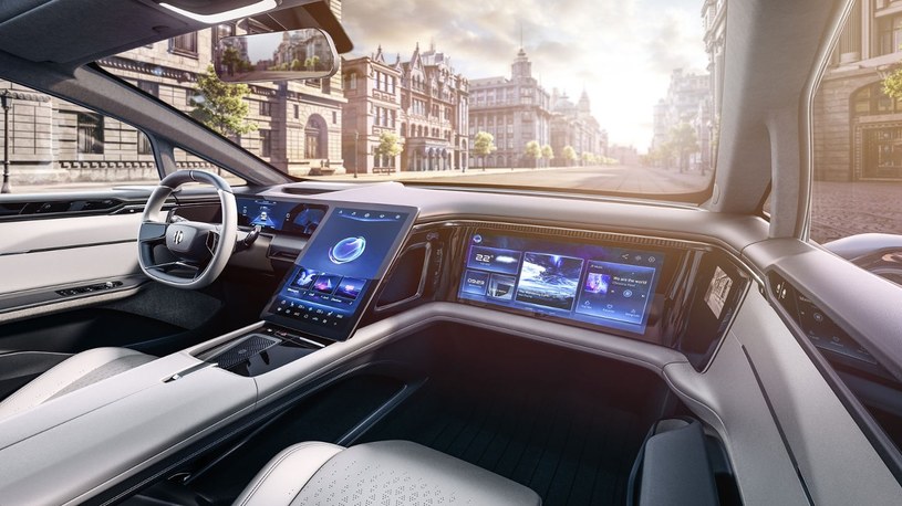 Chińskie firmy prezentują pojazdy przyszłości z siecią 5G na pokładzie /Geekweek