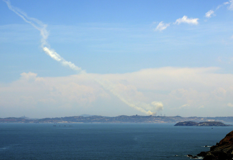 Chińskie rakiety przeleciały w pobliżu terytorium Tajwanu i spadły do morza /Yomiuri Shimbun/Associated Press/East News /East News