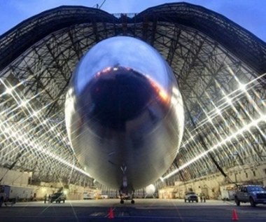 Chińskie UFO nad USA? Powstał największy hangar na świecie