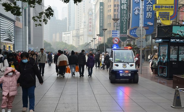 Chiny: 35 osób nie żyje. Rozpędzone auto wjechało w tłum