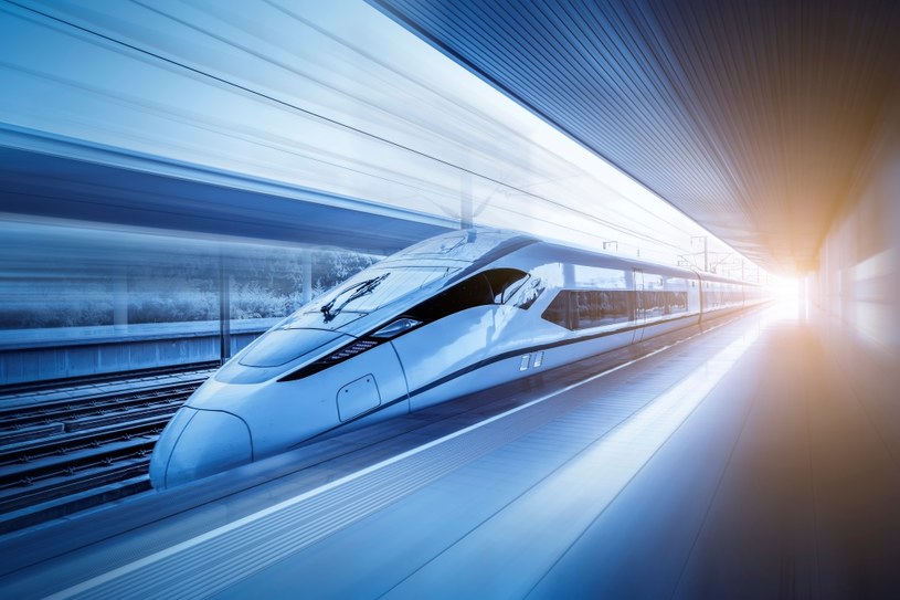 Chiny mają jedne z najszybszych pociągów na świecie. /123RF/PICSEL /123RF/PICSEL