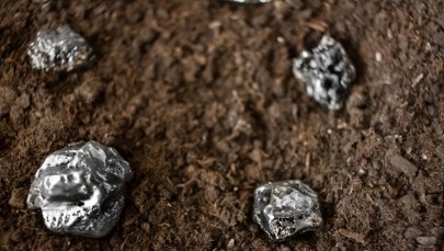 ​Chiny ograniczają eksport metali ziem rzadkich. "Duża niepewność dla sektora zbrojeniowego"