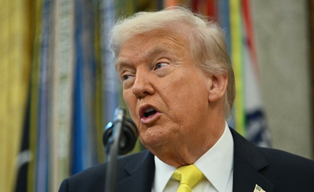 Chiny oskarżają Trumpa o zastraszanie i drwią z jego apelu ws. ropy z Rosji