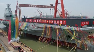 Chiny pokazały najpotężniejszy okręt wojenny w historii