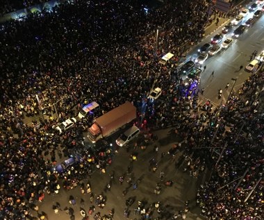 Chiny: Stratowani przez tłum podczas noworocznych uroczystości