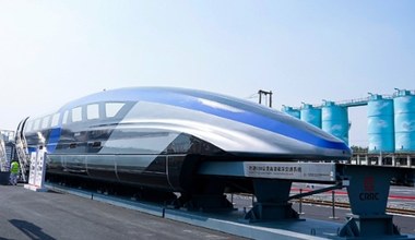 Chiny zaprezentowały pociąg maglev. Osiąga prędkość 600 km/h