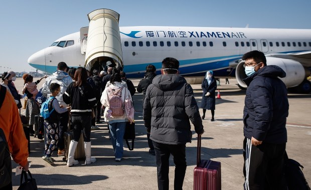 Chiny znoszą kwarantannę dla przyjezdnych. Po trzech latach