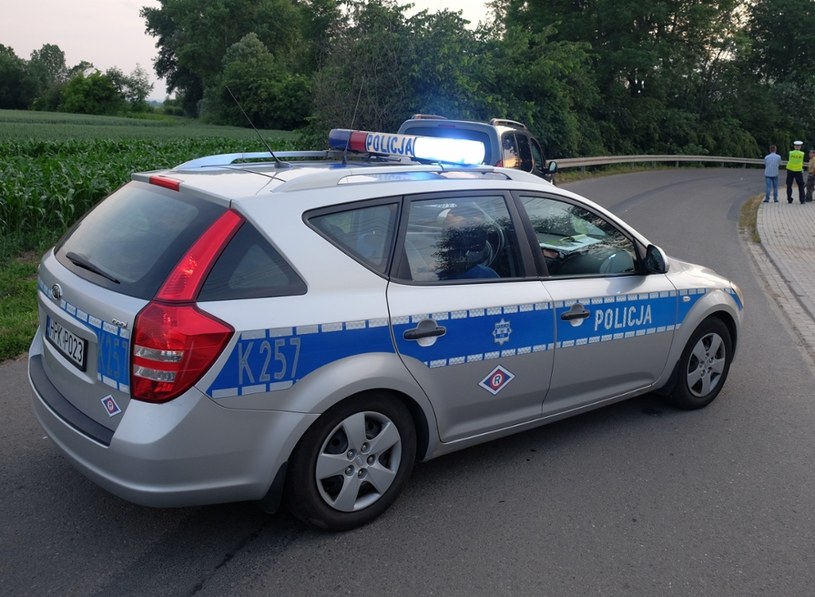 Chłopcem zaopiekowali się policjanci /Łukasz Solski /East News