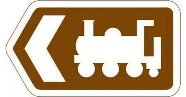 Choć ma lokomotywę, ten znak zupełnie nie jest związany z kolejnictwem /