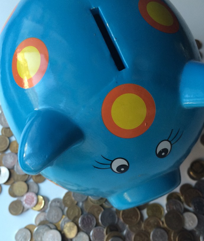 Choć na polskim rynku coraz łatwiej o pracę, wielu pracowników narzeka na pensje-  wynika z raportu platformy SpotData /Monika Kamińska /RMF FM