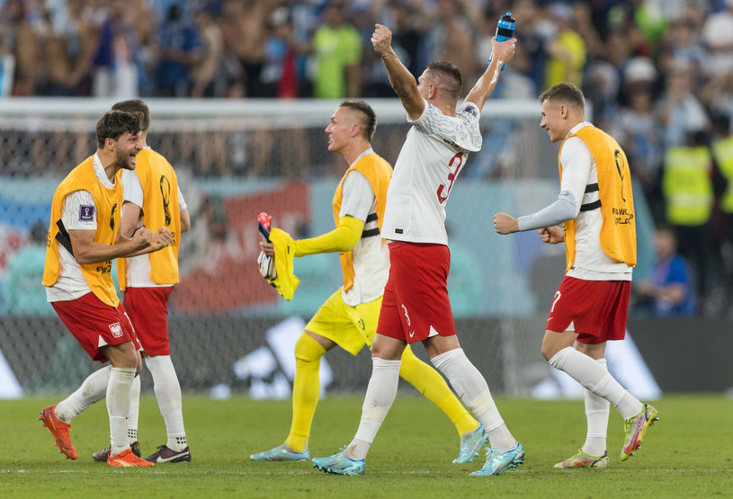 Choć Polska przegrała z Argentyną, zdołała awansować do 1/8 finału MŚ 2022 /Foto Olimpik /East News