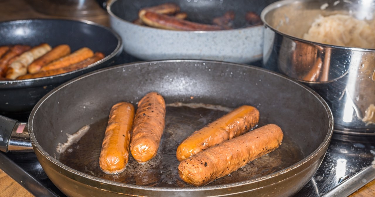 Choć producenci kuszą nas "wyjątkowymi" właściwościami produktów, warto krytycznie podchodzić zwłaszcza do żywności wysoko przetworzonej /123RF/PICSEL