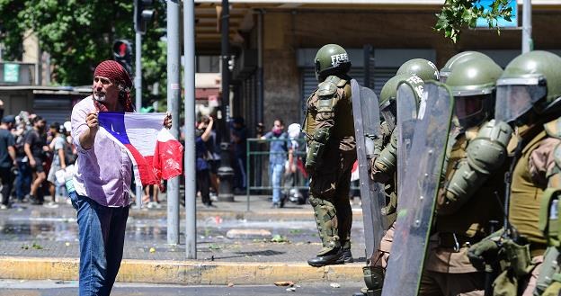 Choć w Chile wrze, kraj pokona kryzys /fot. Martin Bernetti /AFP