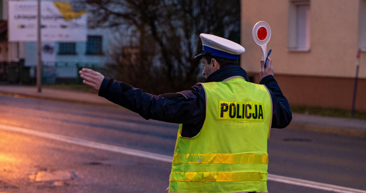 Choć w tej sytuacji to kierowca BMW był poszkodowanym, okazało się, że również ma coś na sumieniu. /zdjęcie ilustracyjne/ /News Lubuski /East News