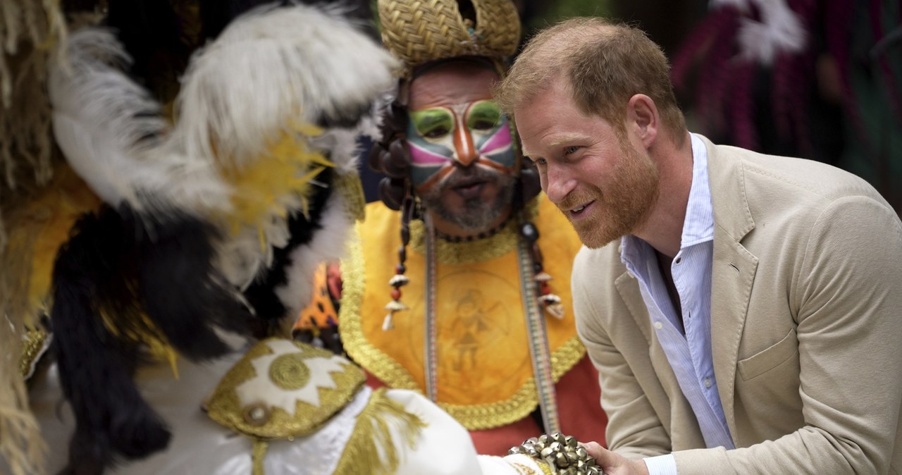 Chociaż Harry i Meghan spotkali się z lokalnymi organizacjami działającymi na rzecz praw człowieka i zwalczania ubóstwa eksperci twierdzą, że ich celem była chęć przypomnienia o sobie /Ivan Valencia/Associated Press/East News /East News