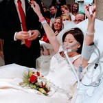 Chora na raka wzięła wymarzony ślub. Na 18 godzin przed śmiercią