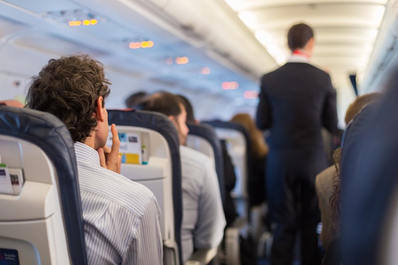 Choroba dekompresyjna może rozwinąć się w trakcie lotu samolotem, może być wywołana różnicą ciśnień /123RF/PICSEL