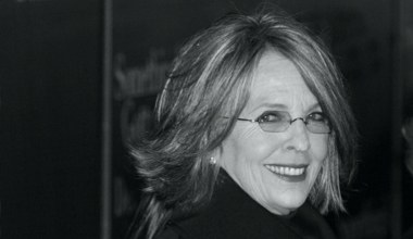 Choroba, do której przywykliśmy przyczyną śmierci Diane Keaton. Dlaczego zapalenie płuc jest groźne?